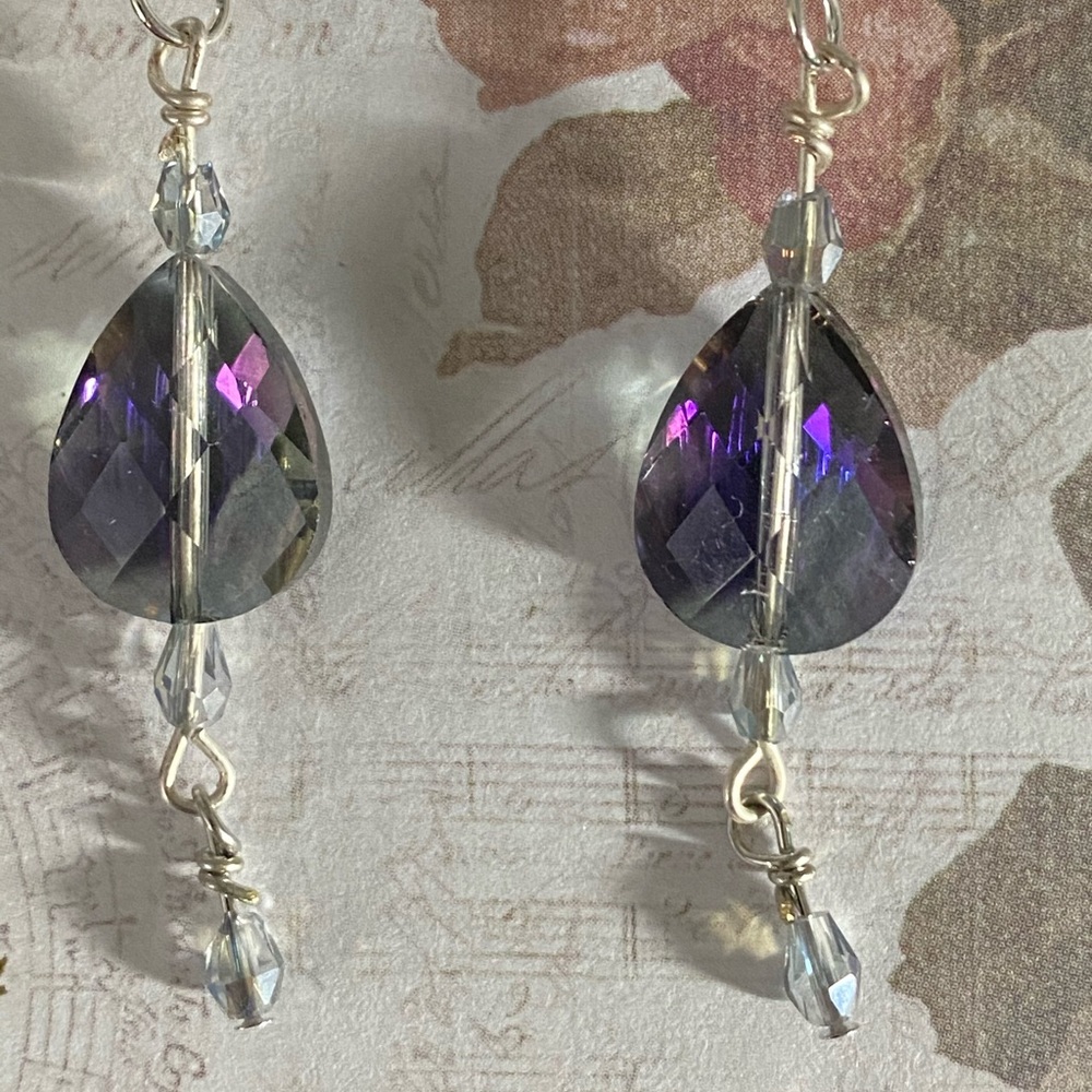 ꨄ 𝑅𝑜𝑚𝑎𝑛𝑡𝑖𝑐 𝑃𝑒𝑎𝑟 𝐸𝑎𝑟𝑟𝑖𝑛𝑔𝑠 ꨄ